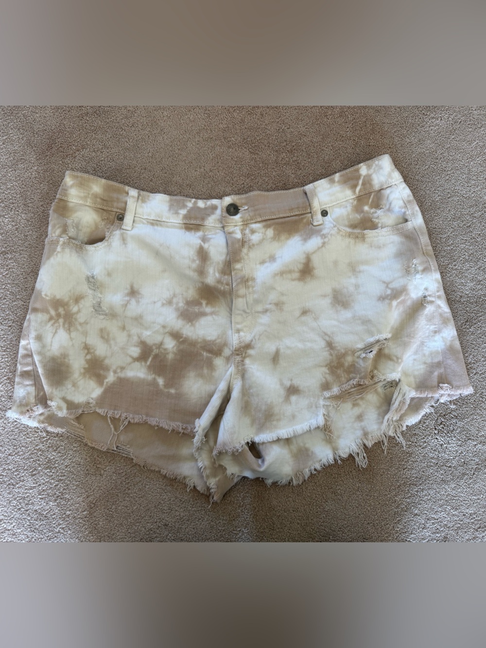 aerie Tie-Dye Distressed Jean Shorts - Beige & White